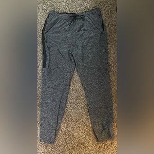 American Eagle Flex joggers